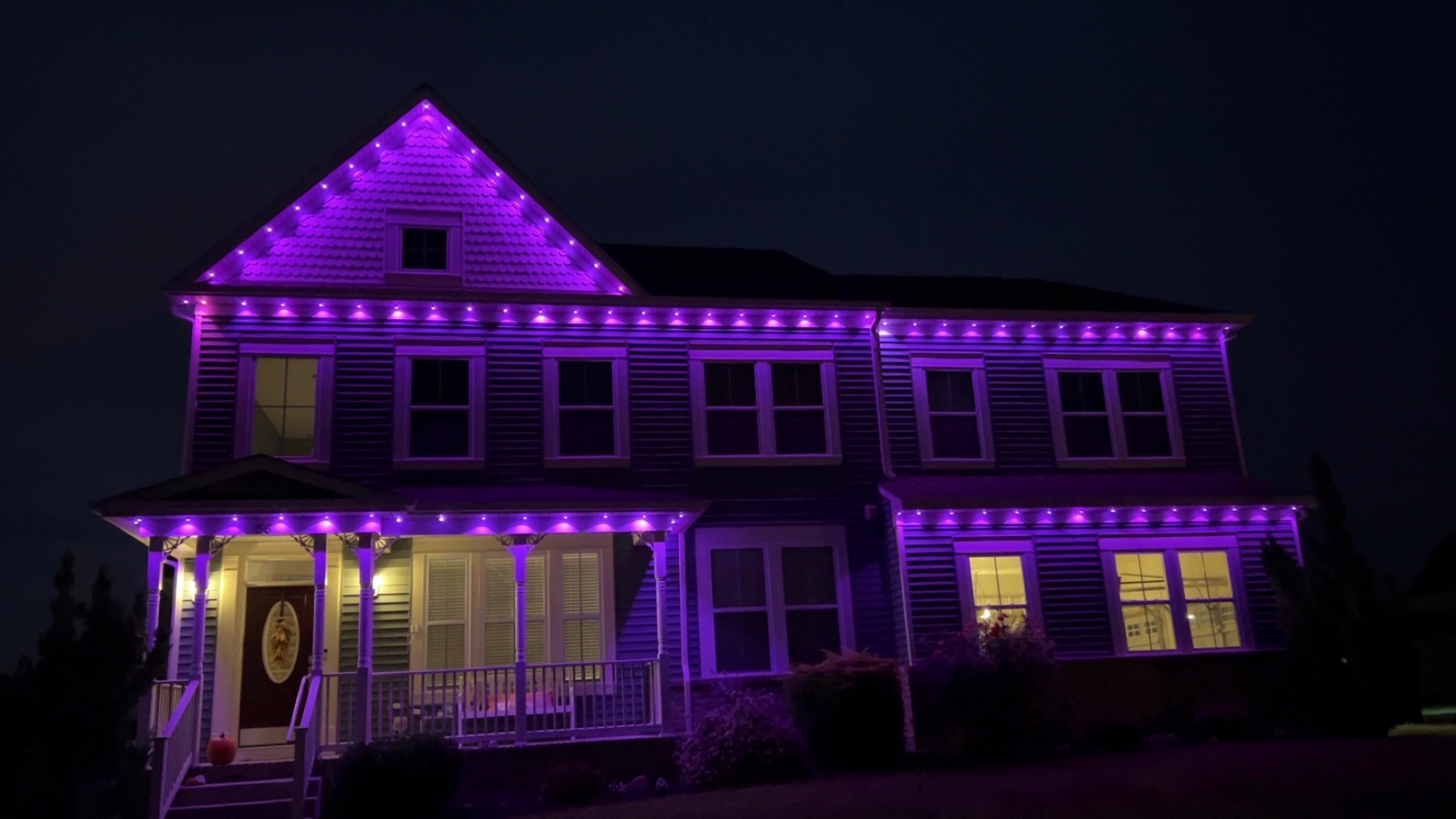 Programmable scenes and scheduling